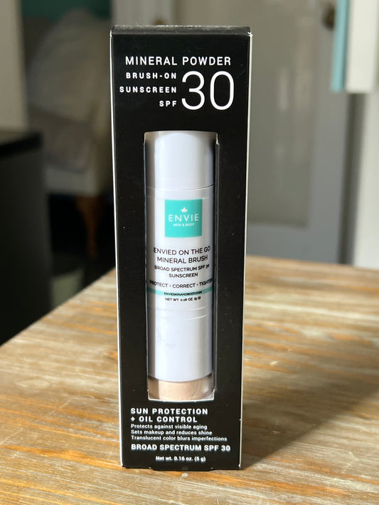 Envie Minéral Powder Brush on Sunscreen SPF 30